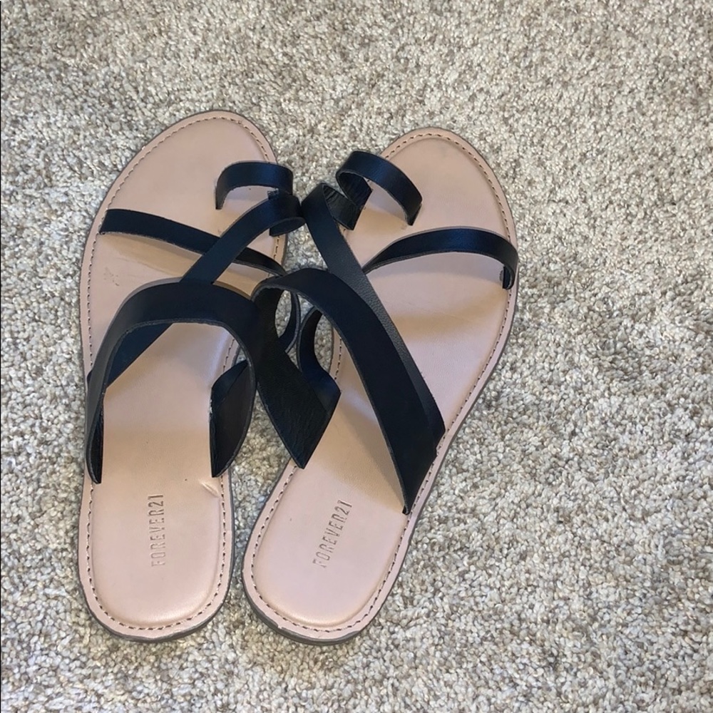 Summed sandals